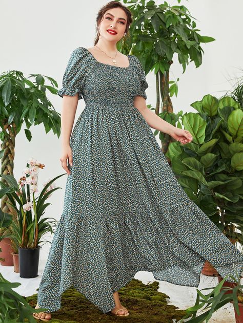 Plus Size Dress Floral, Floral Dress Summer Plus Size, Dress Design For Plus Size For Women, Summer Dress Curvy, Cottagecore Fashion Summer, Plus Size Cottagecore Fashion, Floral Dress Plus Size, Plus Size Spring Dresses, Maxi Frocks