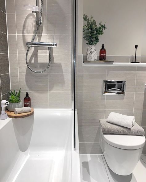 Small Bathroom Ideas Grey Tiles, Small Bathroom Ideas With Tub Space Saving, New Build Bathroom Ideas Uk, Council Bathroom Ideas, Small Bathroom Tiling Ideas, Small Bathroom Uk, Nice Bathrooms Small, Bathroom Ideas Tiles, Grey Tile Bathroom Ideas