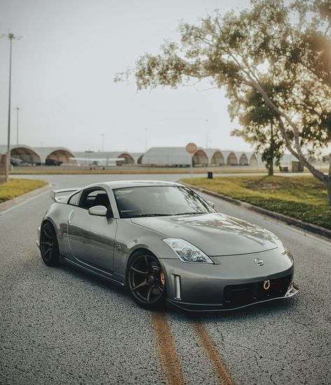 Nissan Fairlady 350z Wallpaper, Nissan Sports Cars, Nissan Gtr Wallpapers, Nissan Fairlady, Best Jdm Cars, Nissan Z, Drifting Cars, Nissan Cars, Nissan Infiniti