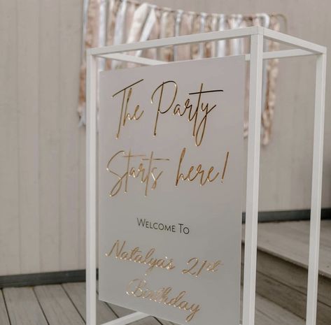 Party Entrance Sign, Party Signs Diy, Party Entrance, Bar Menu Wedding, Acrylic Signage, Mirrored Acrylic, Entrance Sign, Wedding Entrance, Sign Wedding