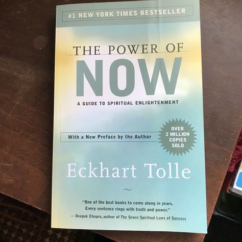 The Power Of Now, Empowering Books, Leadership Books, Best Self Help Books, Sharp Knife, Power Of Now, Self Development Books, Life Changing Books, Recommended Books To Read