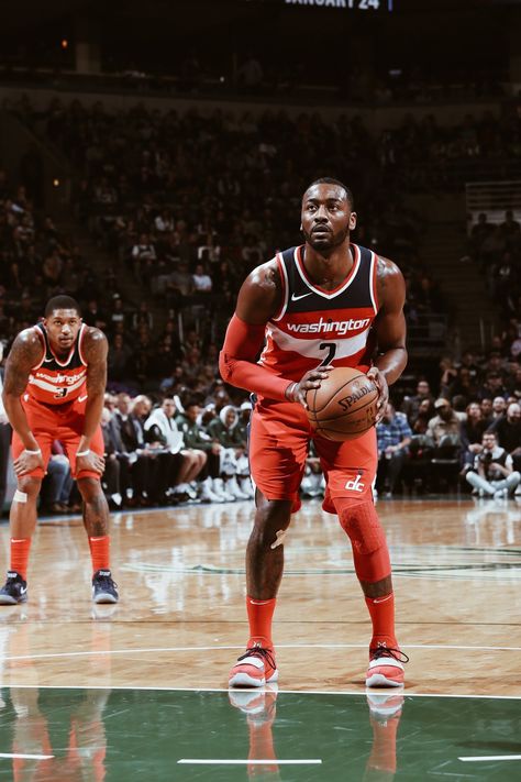 Bradley Beal Wallpapers, John Wall Wallpaper, Reels Wallpaper, Basketball Attire, Basketball Inspiration, Nba Pics, Lock Screen And Home Screen, Art Homework, Nba Photos