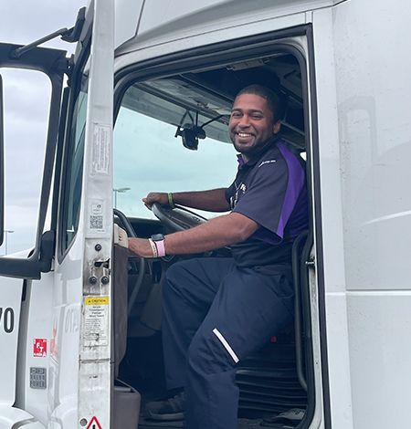 Truck Driving Job Truck Driver Format For Yahoo, Fedex Truck, Away From Family, Truck Driving Jobs, Saving Methods, Delivery Pictures, Video Call With Boyfriend Screen Photo, Money Saving Methods, Sweet Love Text