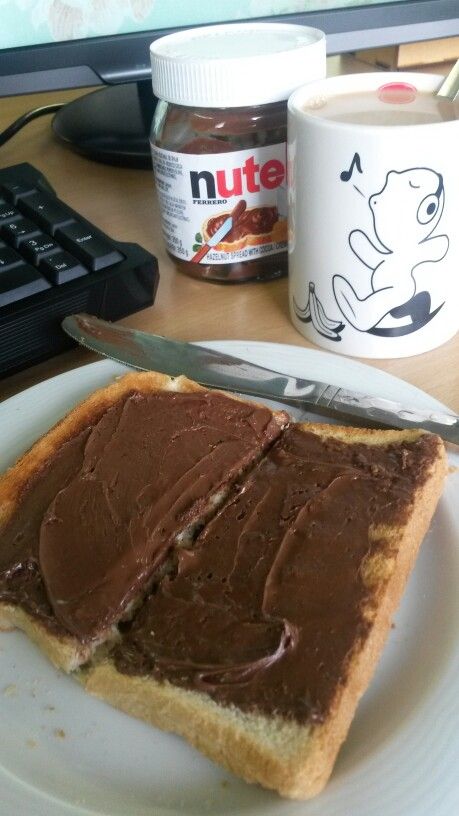 Nutella on toast... Best!!! Nutella On Toast, Nutella Snapchat Story, Nutella Snap, Photography Cake Ideas, Chocolate Toast, Nutella Toast, Quick Vegetarian Recipes, Birthday Cake For Husband, Photography Cake