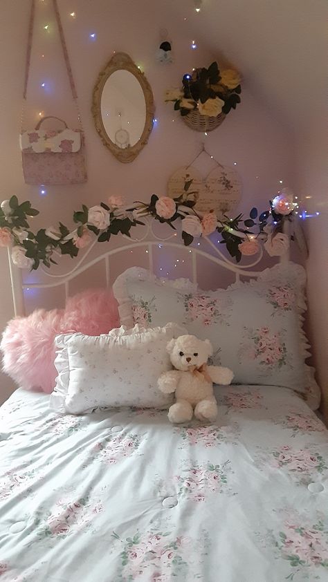 Coquette girly cute room decor Coquette Room Vines, Pink Room Coquette, Balletcore Aesthetic Room, Coquette Bedroom Curtains, Room Inspo Princess, Coquette Room Aesthetic Pink, Pretty Room Decorations, Couqutte Aesthetic Bedroom, Pink Coquette Bedroom Aesthetic