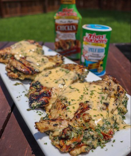 Stuffed Chicken, Chicken With Cream Sauce, Grilled Stuffed Chicken, Grilled Chicken Breast Recipes, Cream Sauce For Chicken, Grilling Chicken Breast, Chicken Dishes Recipes, Poultry Recipes, Cream Sauce