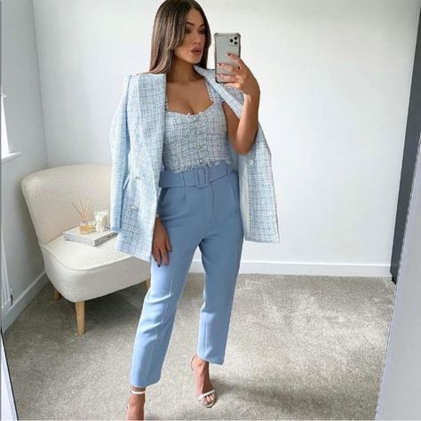 Questions? Leave A Comment Below! Smart Casual Work Outfit Women, Buisness Outfits, Business Formal Outfit, Cute Professional Outfits, Conference Outfit, Zara Outfits, High Waisted Pants Outfit, Casual Work Outfits Women, Dress Pants Outfits