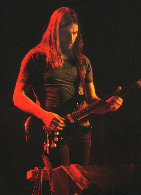 Pink Floyd David Gilmore Music Universe, David Gilmour Pink Floyd, Pink Floyd Art, Comfortably Numb, Richard Wright, Best Guitarist, Roger Waters, Musica Rock, David Gilmour