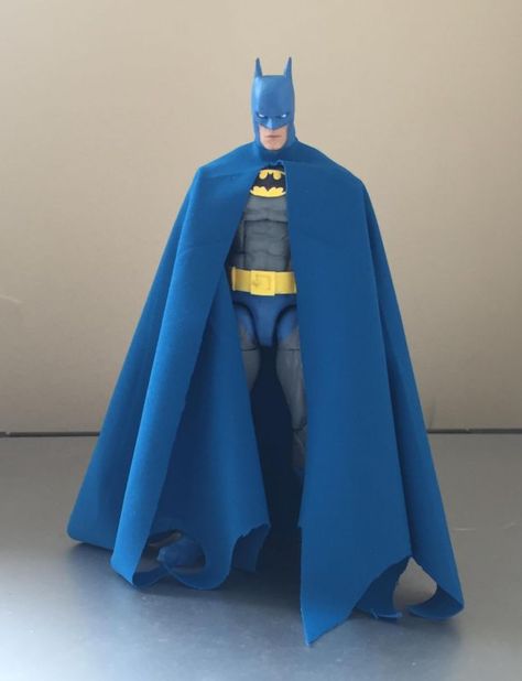 Custom Batman Action Figures, Batman Toys Action Figures, Batman Custom, Batman Movie Posters, Michael Keaton Batman, Custom Batman, Superman Pictures, Keaton Batman, Dc Comics Action Figures