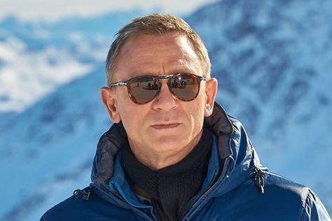 Persol Sunglasses Men, James Bond Outfits, Bond Outfits, Bond Spectre, James Bond Spectre, Eyewear Inspiration, Men Sunglasses Fashion, Persol Glasses, James Bond Style