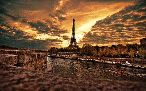 Tumblr, Paris Background, France Wallpaper, Tumblr Hipster, Powerful Pictures, France Aesthetic, Paris Wallpaper, Beautiful Paris, Wallpaper Laptop