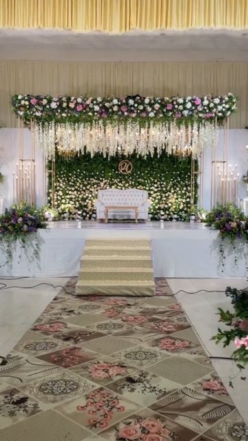 New Stage Decorations, Groom Stage Decoration, Engegment Decoration Stage, Wedding Reception Stage Design, Stage Decorations Wedding Receptions, Marriage Stage Decoration Weddings, Bridal Stage Decoration, Stej Decoration, Stage Decorations Event Backdrops