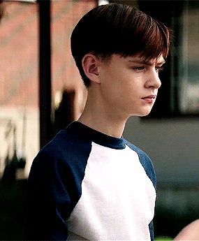 #wattpad #de-todo encontrarás preferencias e imaginas de nuestro cast favorito :3 finn wolfhard ; richie tozier  jaeden lieberher ; billy denbrough  sophia lillis ; beverly marsh jack grazer ; eddie kabsprack wyatt oleff ; stan uris Bill From It, Ordinary World Green Day, Jaden Martell, Jeaden Martell, The Book Of Henry, Jaeden Lieberher, Bill Denbrough, Jaeden Martell, Beverly Marsh