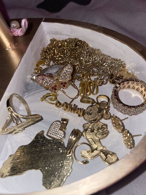 Slauson Mall Jewelry, 90s Jewelry Trends, Xoxo Jewelry, Custom Gold Jewelry, La Jewelry, Quinceanera Jewelry, Girly Bracelets, Dope Jewelry Accessories, Sparkly Accessories