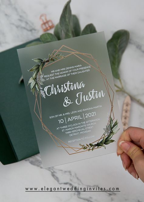 Foto Pertunangan, Wedding Invitation Trends, Unique Wedding Cards, Wedding Color Trends, Creative Wedding Invitations, Acrylic Wedding Invitations, 카드 디자인, Future Wedding Plans, Acrylic Wedding