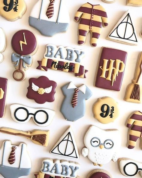 Dolci Harry Potter, Harry Potter Motto Party, Baby Harry Potter, Gateau Harry Potter, Harry Potter Shower, Bolo Harry Potter, Harry Potter Theme Birthday, Cumpleaños Harry Potter, Stile Harry Potter