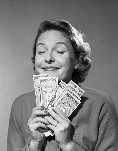 1950s Portrait, Money Pictures, Money Images, Vision Board Inspiration, Woman Smile, Collage Design, Foto Vintage, Easy Money, Instagrammer