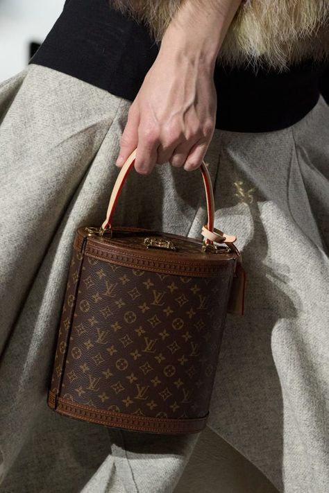 2024FW trend Celebrity Style, Louis Vuitton Fall, Trend 2024, Fall Winter Trends, Fashion 2024, Runway Looks, Fall 2024, Fashion News, Latest Fashion