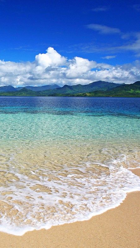 Blue Water Wallpaper, Surf Wallpaper, Summer Beach Pictures, Blue Sky Wallpaper, Sky Lake, Söt Katt, Beach Scenery, Beautiful Ocean Pictures, Beautiful Scenery Pictures