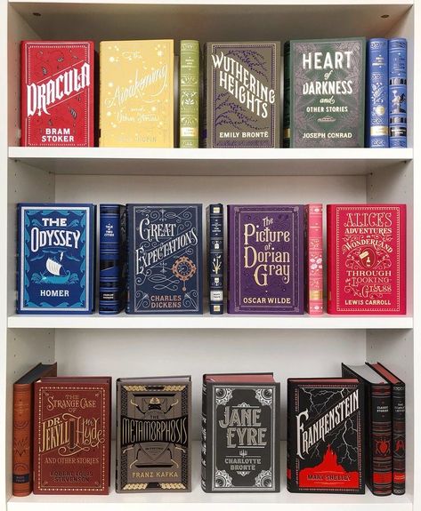 Classic Books, Beautiful Book Covers, Classic Literature, Book Nooks, I Love Books, Book Of Life, Barnes And Noble, Book Collection, Book Aesthetic