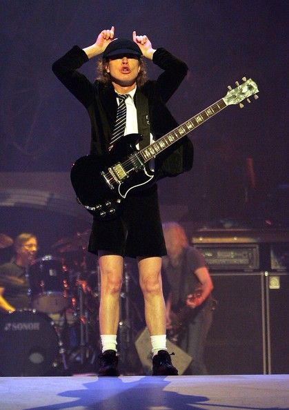 Acdc Angus Young, Acdc Angus, Bon Scott, Brian Johnson, Highway To Hell, Folk Rock, Angus Young, Musica Rock, Rock Guitar