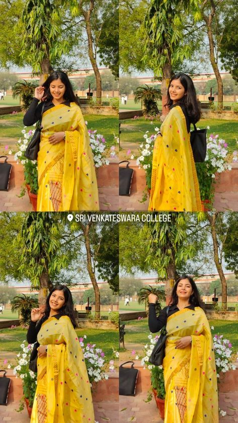 Insta Saree Story Ideas, Sare Poses Traditional, Sari Pose With Best Friend, Sarii Poses Photo, Saree Layout Instagram Story, Pose In Saree For Photoshoot, Poses On Saree At Home, Simple Saree Poses Photoshoot Ideas At Home, Farewell Poses With Boyfriend In Saree