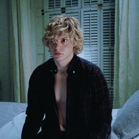 Evan Peters, Kyle Spencer, Evan Peters American Horror Story, Tate And Violet, American Horror Story Coven, The Perfect Guy, Horror Story, American Horror, American Horror Story