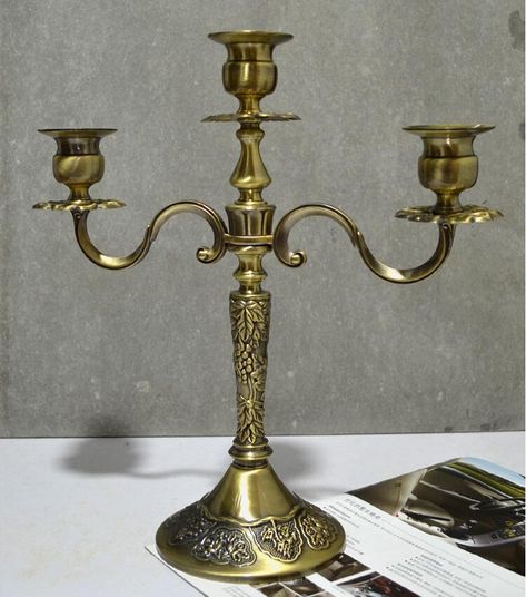 Candle Stick Holders Vintage, Vintage Gold Candle Holders, Old Fashioned Candle Holder, Antique Candle Holders Vintage, Candle Holder Gold, Ancient Candle Holder, Candle Holders Antique, 3 Candle Holder Decor, Vintage Lantern Decor