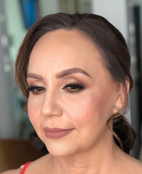 Mother Of The Bride Makeup Smokey Eye, Couture, Matured Make Up, Wedding Makeup Looks For Mother Of The Bride, Older Lady Makeup, Makeup Ideas Older Women, Older Bridal Makeup, Soft Glam Older Women, Makeup On Older Women Over 50