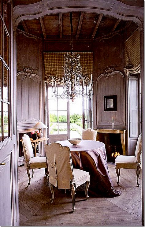 Very Belgian Elegant Dining, French Interior, Paris Apartments, French Country Style, French Decor, French House, New Wall, Beautiful Interiors, Dinning Room