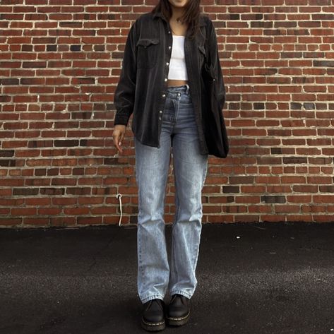 white tank: pascun flannel: thrifted jeans: princesspolly clogs: doc martens @carolyncolombo on ig Docs With Baggy Jeans, Docs Rainy Day Outfit, How To Style Docs With Jeans, Doc Martens And Hoodie Outfit, Blue Jeans Doc Martens Outfit, Doc Martens Outfit Jeans Casual, Style Dr Martens Outfit, Doc Martens Black Jeans, Docs Outfit Fall