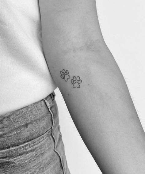 Paw Print Ear Tattoo, Small First Tattoos, 8 Tattoo, First Tattoo Ideas, Pawprint Tattoo, Dog Paw Tattoo, Paw Tattoo, Petite Tattoos, Instagram Tattoo