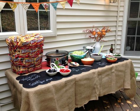 Outdoor Fall Party, Outdoor Fall Parties, Bonfire Birthday Party, Chili Chutney, Outdoor Party Ideas, Bonfire Birthday, Halloween Torte, Fall Bonfire, Fall Party Food