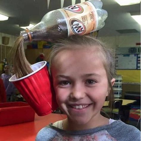 When Their Schools Held Crazy Hair Day, These 15 Kids' Families Delivered the Weirdest, Wackiest 'Dos EVER - Woman's World Karneval Diy, Crazy Hat Day, Wacky Hair Days, Crazy Hair Day, Hat Day, Wacky Hair, Crazy Hats, Crazy Hair Day At School, Spirit Week
