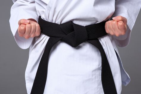 Karate girl with black belt Free Photo | Free Photo #Freepik #freephoto #people #hand #woman #sport Karate Photography, Taekwondo Black Belt, Karate Black Belt, Karate Belts, Karate Photos, Black Belt Taekwondo, Black Belt Martial Arts, Martial Arts Moves, Black Belt Karate