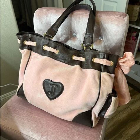 Juicy Couture | Bags | Juicy Couture Daydreamer Pink | Poshmark Couture, Juicy Couture Vintage Bag, Juicy Couture Daydreamer Bag, Juicy Couture Aesthetic, 2000s Juicy Couture, Juicy Couture Daydreamer, Money Power Glory, Money Power, Juicy Couture Accessories