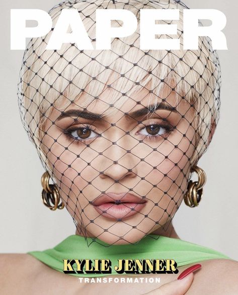 #kyliejenner #papermagazine Kylie Jenner Transformation, Kylie Jenner Plastic Surgery, Paper Magazine Cover, Estilo Kylie Jenner, Paper Magazine, Kylie Cosmetic, Kylie Kristen Jenner, King Kylie, Cover Paper