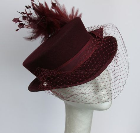 Victorian Women Accessories, Victorian Hats Women, Vintage Hats For Women Victorian, Trier, Bordeaux, Diy Victorian Hats Tutorials How To Make, Victorian Era Hats For Women, Victorian Womens Hat, Victorian Hats Woman 1880