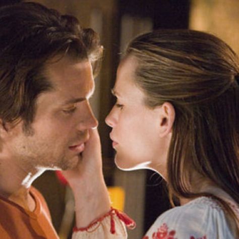 Catch & Release <3 Catch And Release Movie, Catch And Release, Kevin Smith, Timothy Olyphant, Best Kisses, Movie Couples, Movie Buff, Kissing Couples, Jennifer Garner