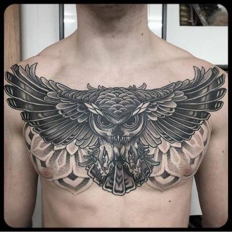 Owl Tattoo Chest, Owl Tattoo Drawings, Tato Dada, Full Chest Tattoos, Tato Lengan, Torso Tattoos, Tattoo Hals, Cool Chest Tattoos, Owl Tattoo Design