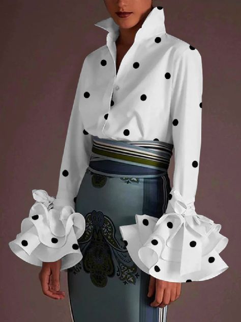 Urban Office, Blouses 2023, Collar Blouses, Polka Dots Outfit, Going Out Shirts, Couture Mode, Polka Dot Shirt, Collars For Women, Simple Shirts