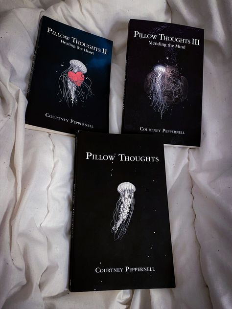 Pillow Thoughts Poetry Book, Books About Letting Go, Books With Aesthetic Covers, Pillow Thoughts Book, Pillow Thoughts Courtney Peppernell, Poetry Books Aesthetic, Poetic Books, Poetry Books To Read, Summer Book Recommendations