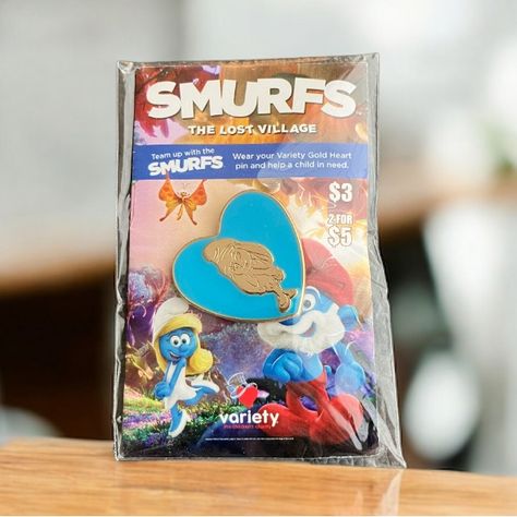 New In Original Packaging. Variety Heart Manitoba, The Children's Charity, Gold Heart Smurfette Collector Pin. Wear Your Variety Gold Heart Pin And Show Support For The Variety Heart Club. Gold Smurfette Sits In The Middle Of A Blue Heart. This Pin Is From The 2016 Campaign. The Pin Is Approximately 1" H X 1" W (At Widest Part Of Heart) I Ship Using Recycled Material Within My Home To Reduce Waste. The Package Will Be Wrapped With Care.