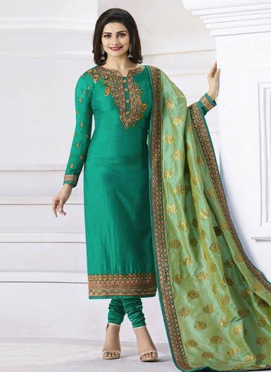 Latest Pakistani Indian Straight Cut Salwar Kameez 2018-19 Designs (40) Banarasi Suit Designs, Chanderi Dress Material, Straight Salwar, Latest Salwar Kameez Designs, Latest Salwar Suit Designs, Salwar Kameez Pakistani, Salwar Neck Designs, Kameez Designs, Indian Salwar