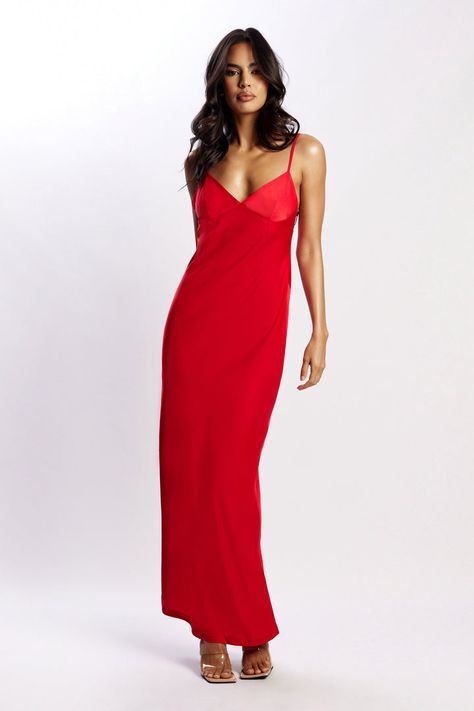 Backless Red Dress, Dress Glamour, Maxi Dresses Online, Cocktail Dress Prom, Elegant Maxi Dress, Red Maxi, Maxi Slip Dress, Backless Design, Satin Maxi