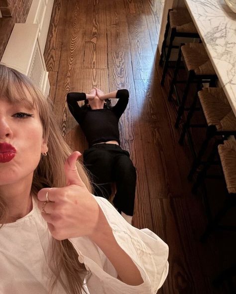 Happy Birthday My Love, Taylor Swift Funny, Gracie Abrams, Taylor Swift Hair, December 13, Taylor Swift (lyrics), Taylor Swift Quotes, Instagram Happy Birthday, Sweet Nothings