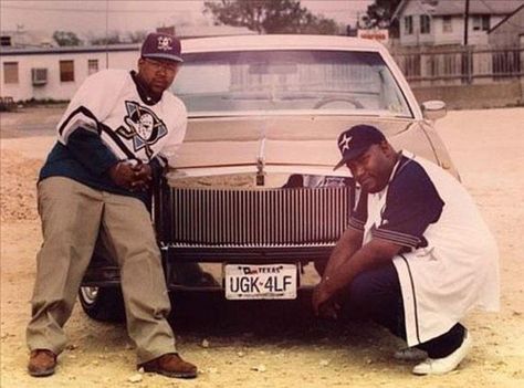 RELOWD (Re•Load) on Instagram: "UGK (1994) Pimp C can be seen rocking a Anaheim Ducks Starter jersey and hat to match. Bun B was wearing a Houston Astros Starter jersey and baseball cap. #ugk #undergroundkingz #pimpc #sweetjones #chadbutler #bunb #portarthur #portarthurtx #houstonastrosbaseball #houstonastros #anaheimducks #hockeyjersey #hockeyjerseys #nhljersey #90svintage #90sfashion #90sfashiontrends #90sfashions #90sstyle #90sstreetwear #ugk4life #supertight" Dj Screw, Southern Rap, Southern Hip Hop, Pimp C, Music Lifestyle, Chopped And Screwed, Bun B, Boosie Badazz, Dirty South