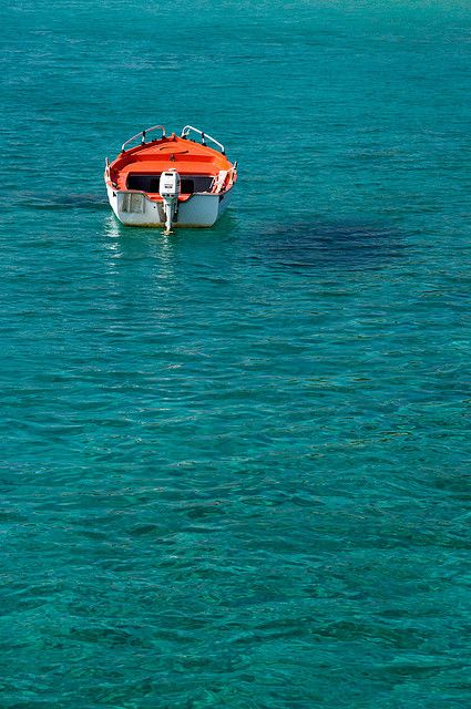 White and orange boat on a turquoise sea by Horia Varlan, via Flickr Red Orange Interior, Turquoise Aesthetic, Orange Interior, Orange Walls, Orange Aesthetic, White And Orange, Orange Wallpaper, Picture Collage Wall, Aegean Sea