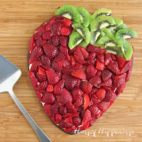 Strawberry Birthday Party Snacks, Strawberry Brunch Theme, Strawberry Themed Chocolate Covered Strawberries, Strawberry Birthday Party Food Ideas, Strawberry Party Theme Food, Berry 1st Birthday Dessert Table, Berry Food Ideas, Strawberry Picnic Party, Strawberry Theme Charcuterie Board