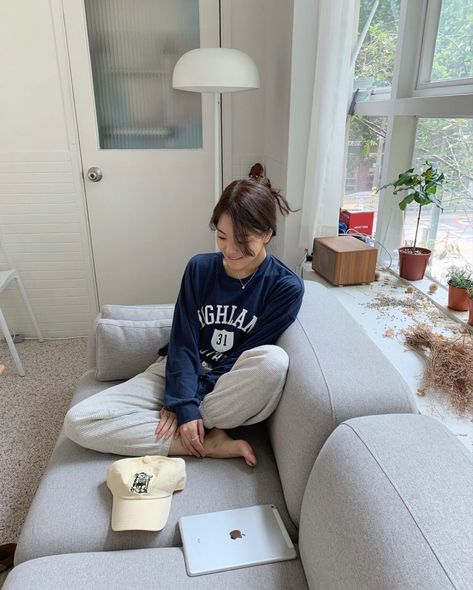 Casual Clothes To Wear At Home, Korean Loungewear Aesthetic, Home Comfy Clothes, Stay At Home Looks, Home Korean Outfit, Casual At Home Outfits Aesthetic, House Dresses Comfy Summer, Korean Lounge Outfit, Comfy Korean Outfits Summer